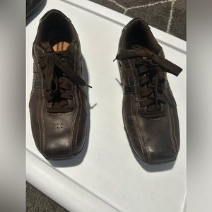 Men’s sketchers with relaxed step insoles size 9.5 brown citywalk